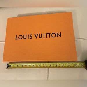 Louis Vuitton Authentic LV Empty Medium Magnetic Flap Box 12x8x2